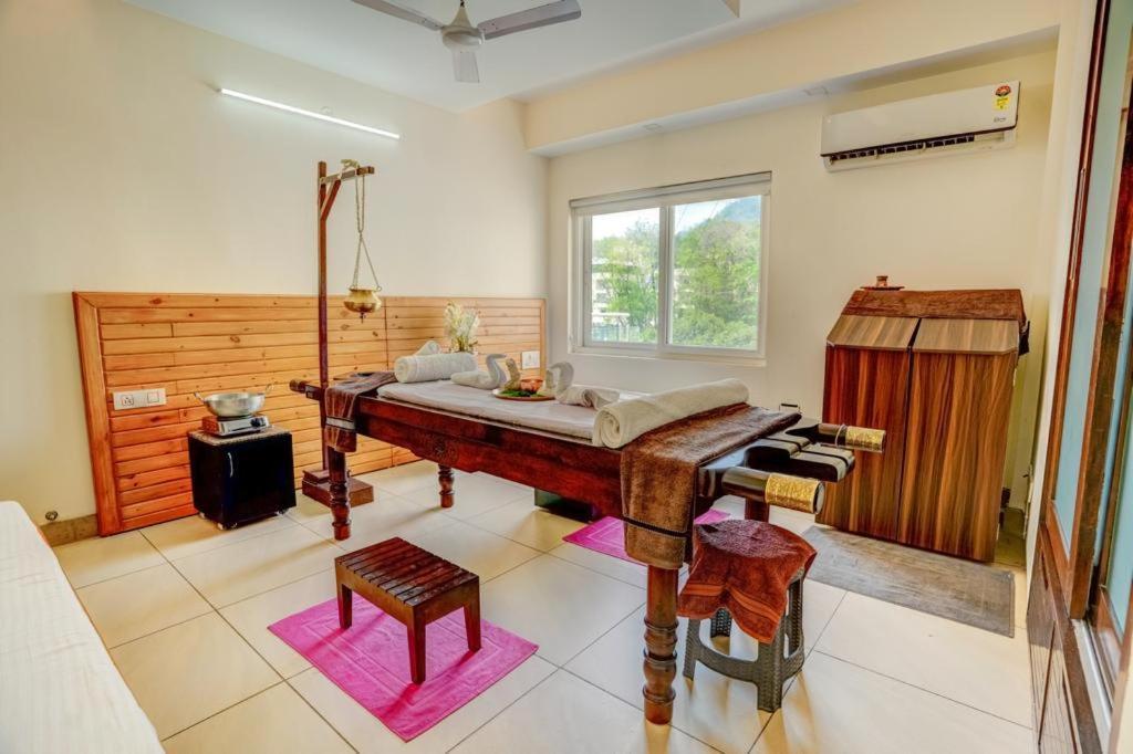 Golden Healing Journeys Homestay Rishīkesh Dış mekan fotoğraf